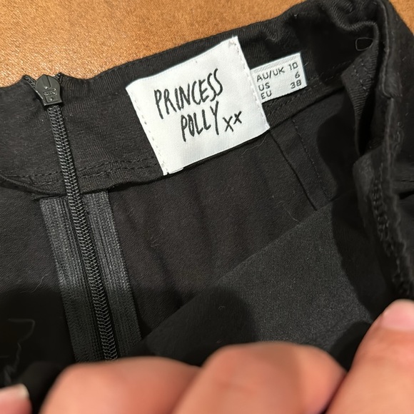 Princess Polly black mini skirt size 6 - Picture 3 of 4